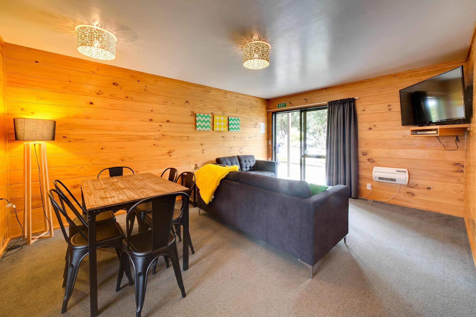 Wellington Top 10 Holiday Park Lower Hutt Exterior photo