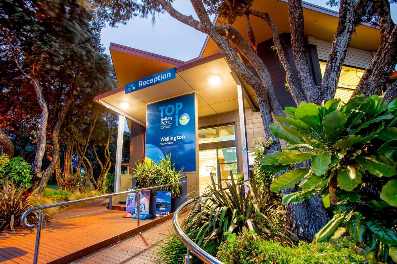 Wellington Top 10 Holiday Park Lower Hutt Exterior photo
